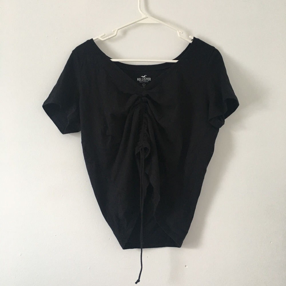 Hollister cinch t shirt